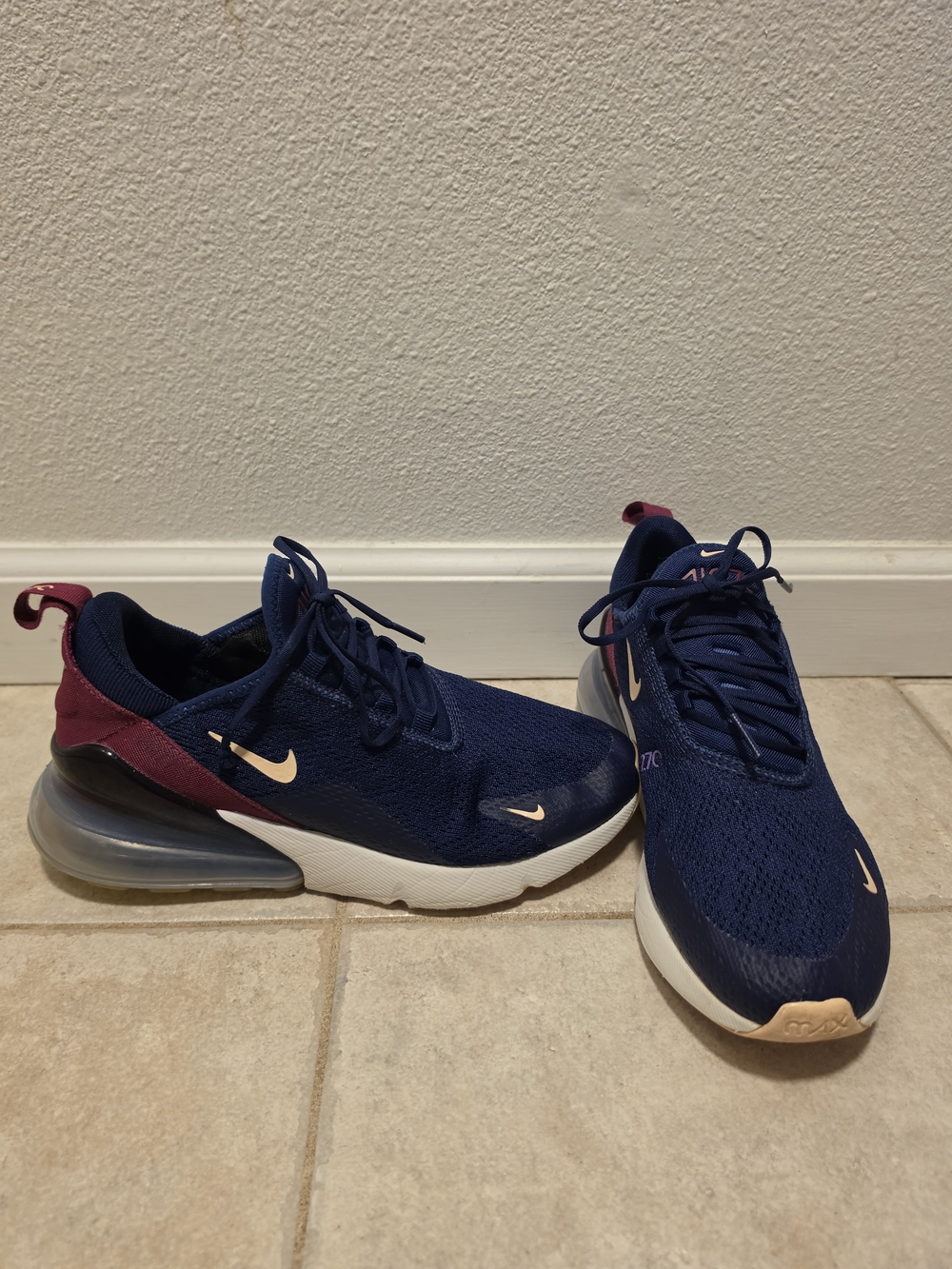 Nike Air Max 270 Women’s Running Shoes - Navy/Purple